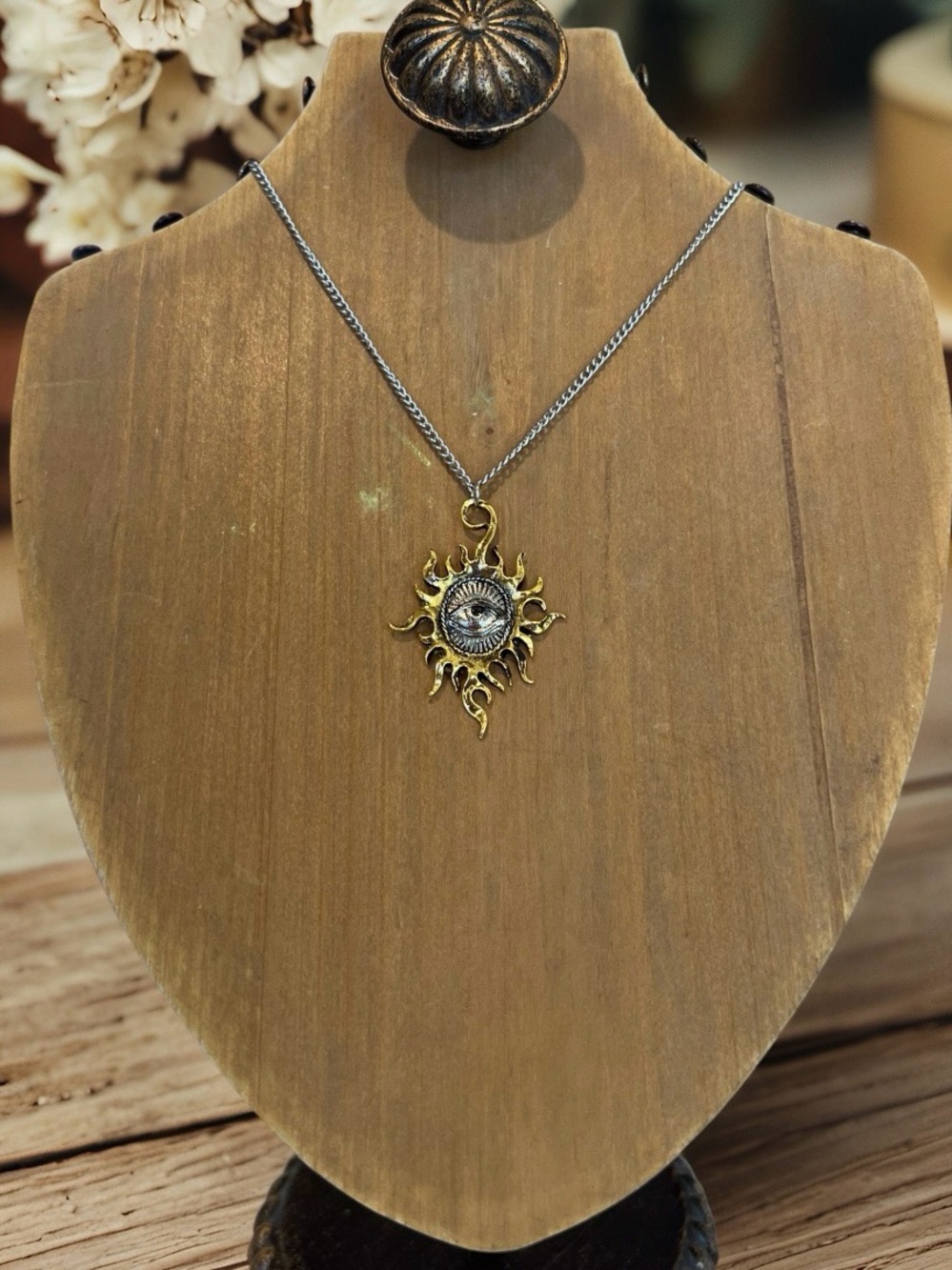 Metal Alloy and Stainless Steel All Seeing Eye with Artistic Sun Pendant - Picture 6 of 17